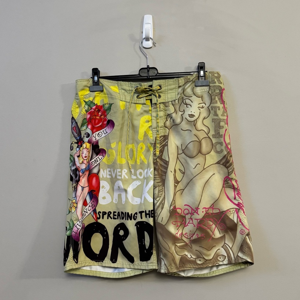 Ed Hardy Y2K All over printed men’s pinup board / swim shorts